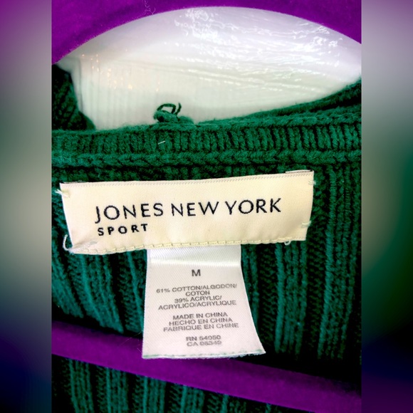 Jones New York Sport Green Knit Three-Button Pullover Sweater w/ Hood - Picture 7 of 9